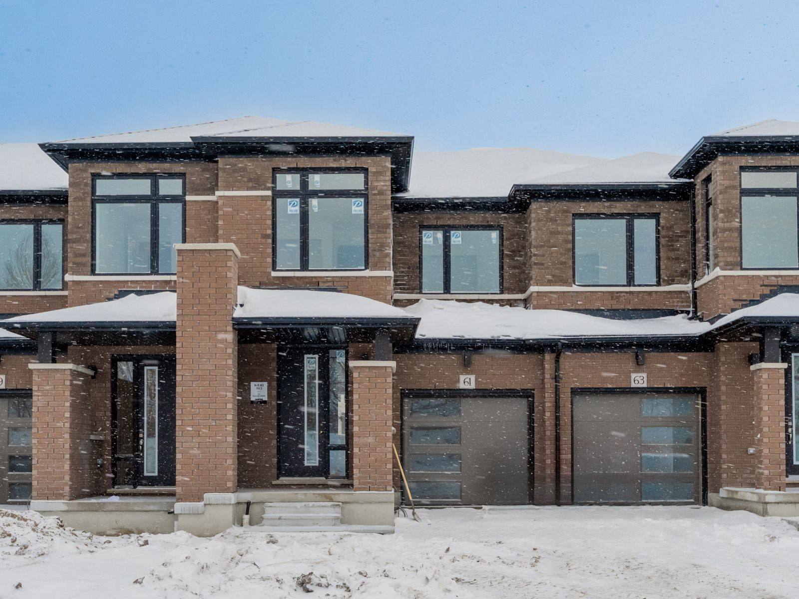 Stratford, ON N5A 6W6,61 Manuel ST