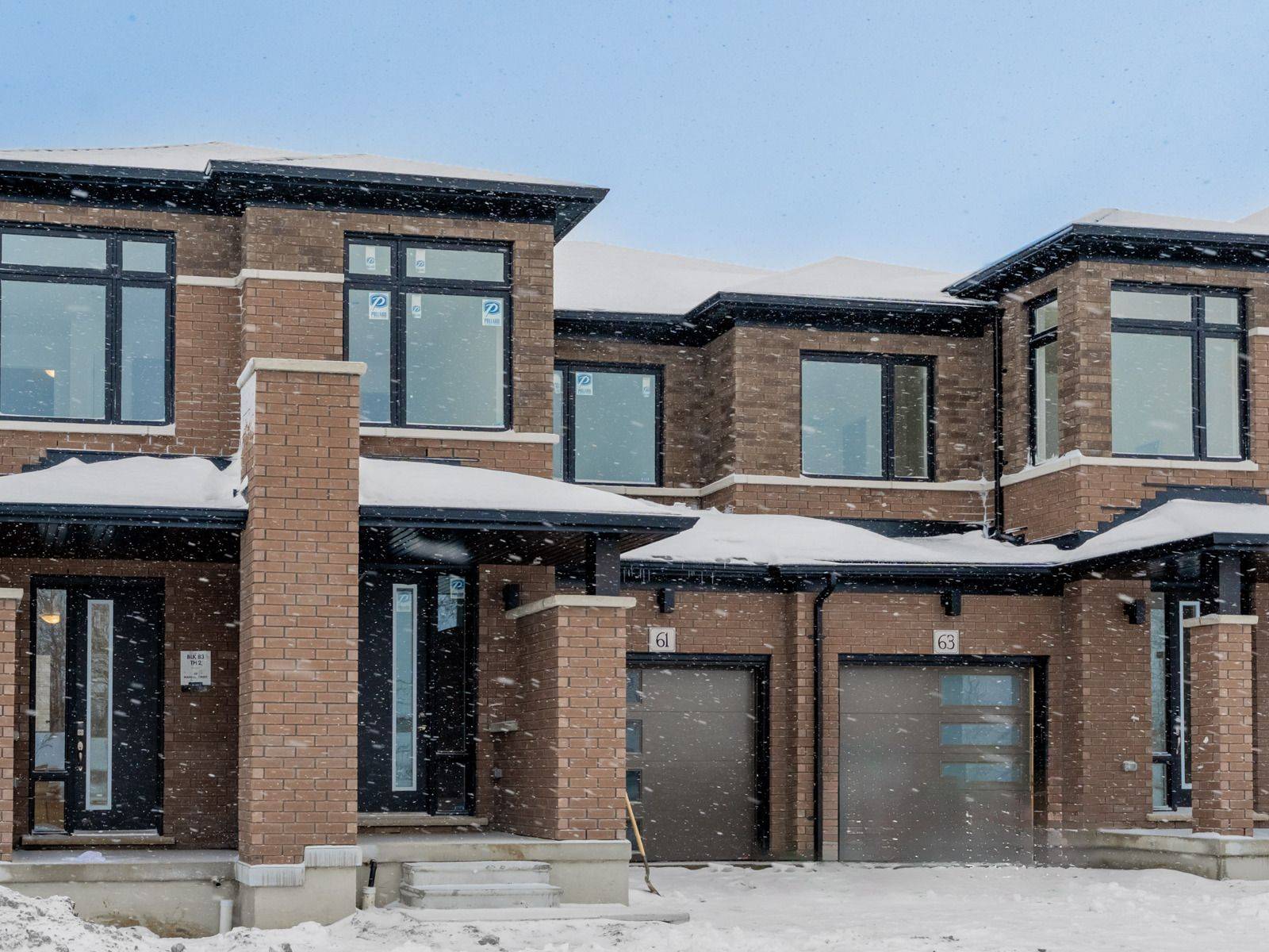 Stratford, ON N5A 6W6,61 Manuel ST