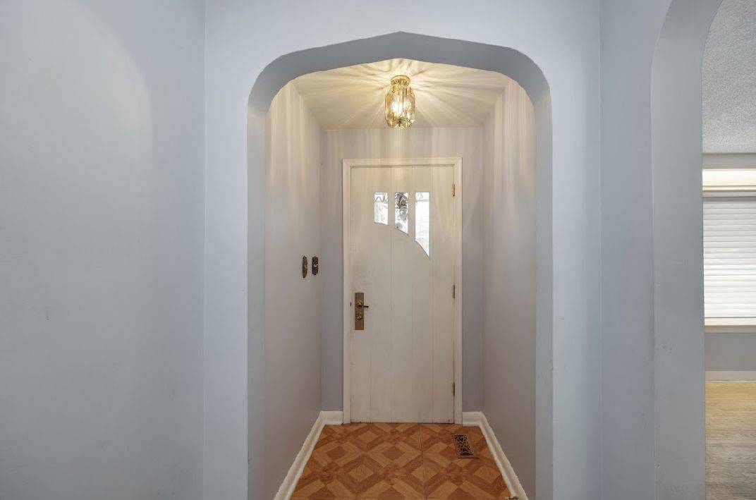 Cobourg, ON K9A 1T8,1 Acadia DR