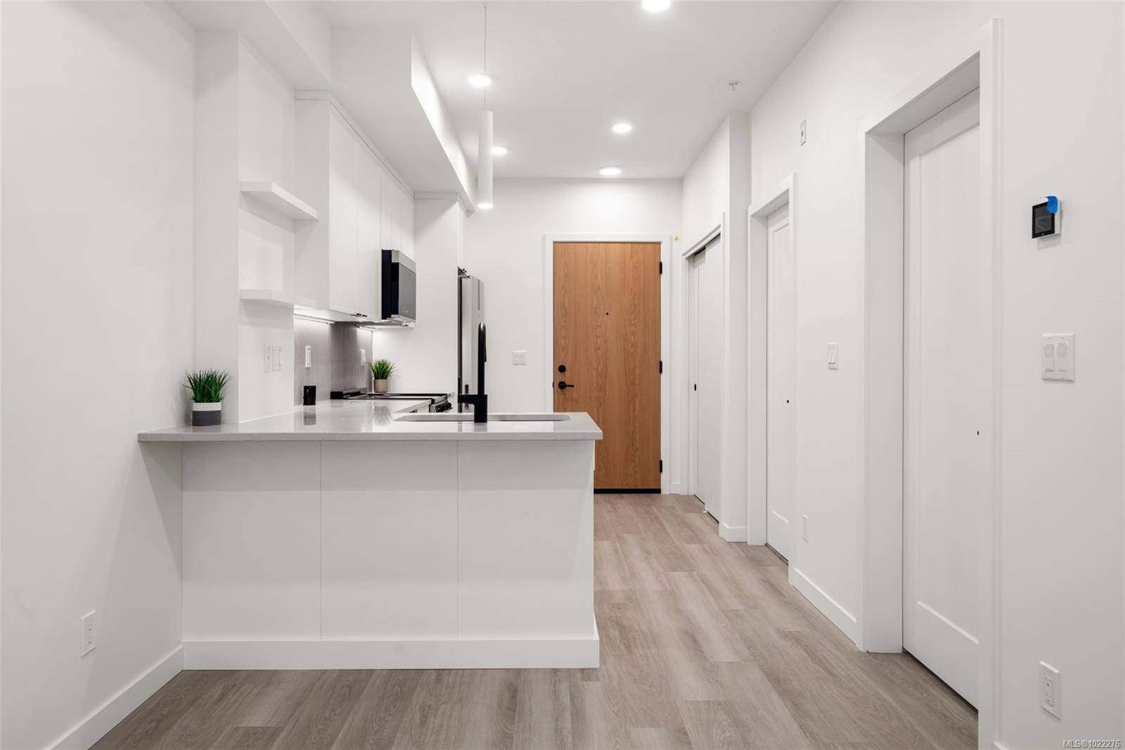 Esquimalt, BC V9A 0L3,610 Lampson Rd #208