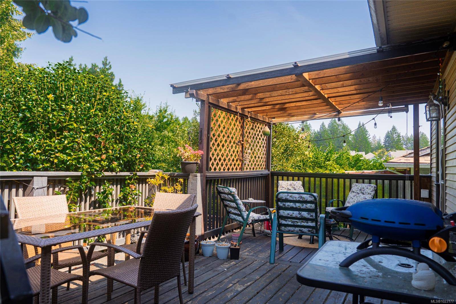 Nanaimo, BC V9R 7E2,1072 Silver Mountain Dr