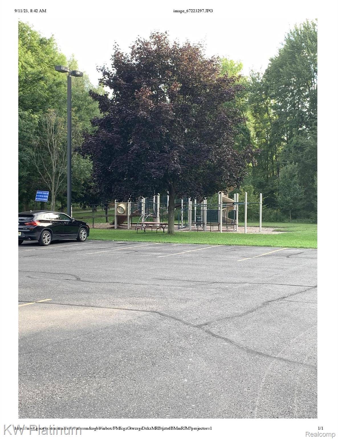 25891 BALLARD ST, Harrison Twp, MI 48045