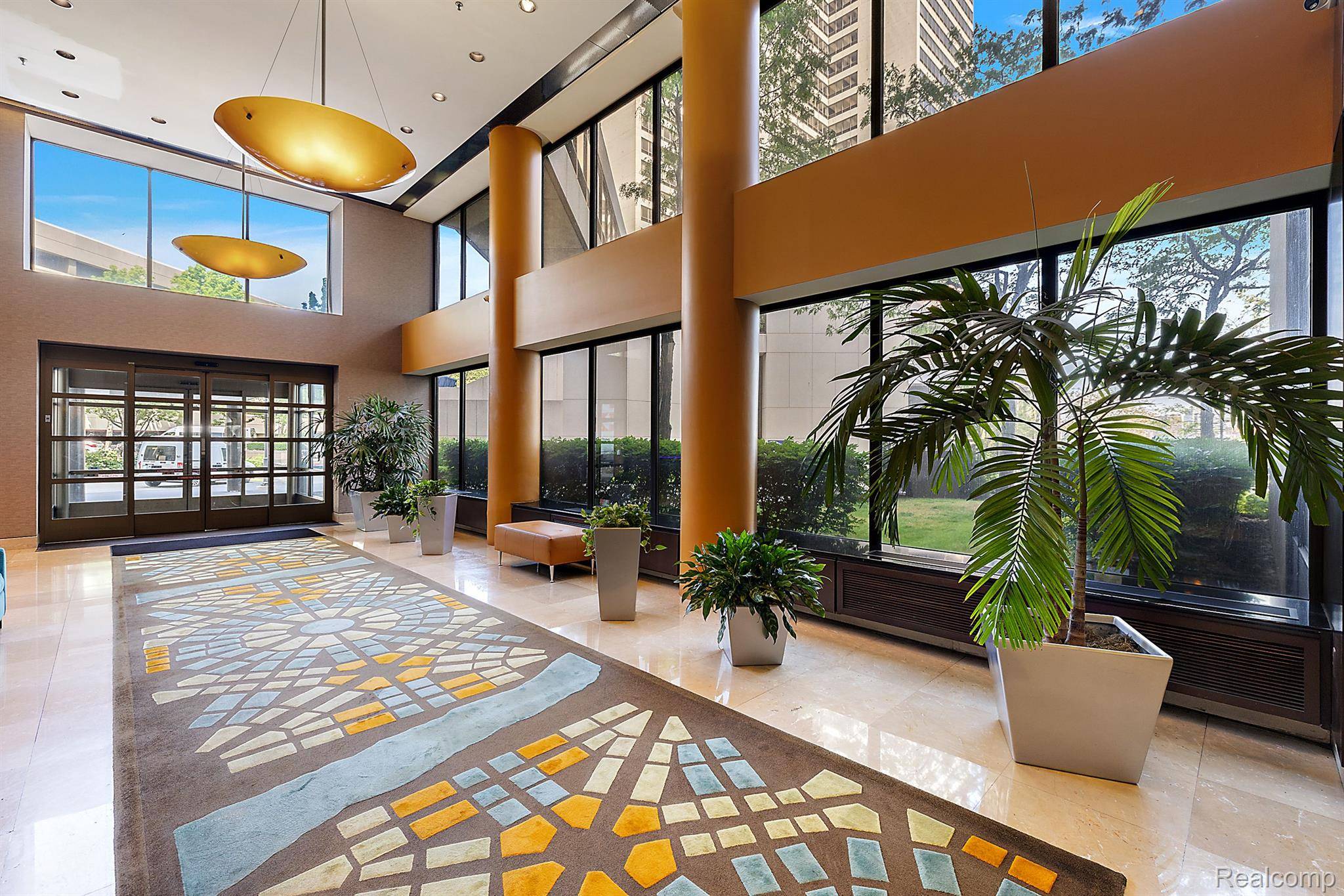 Detroit, MI 48226,1001 W JEFFERSON AVE #300 8i