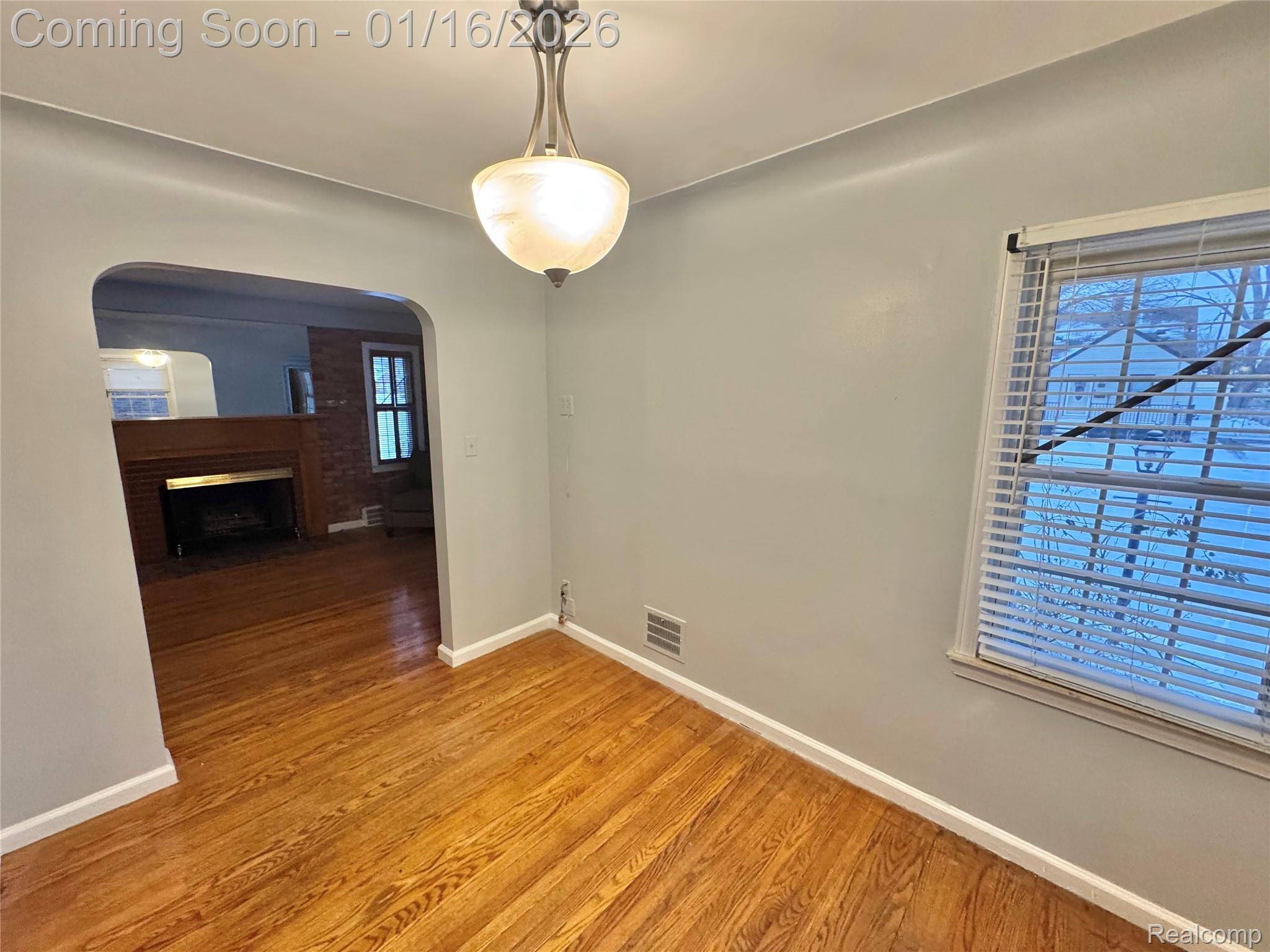 Eastpointe, MI 48021,15050 Camden AVE