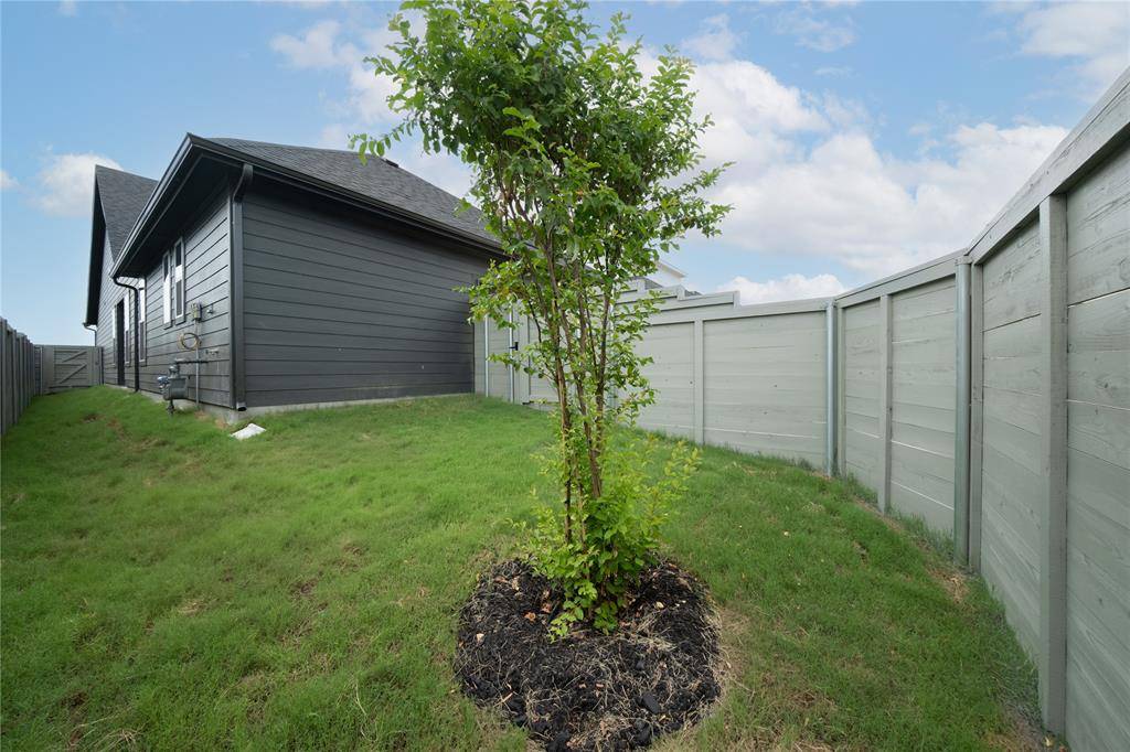 Justin, TX 76247,8905 Acorn Avenue