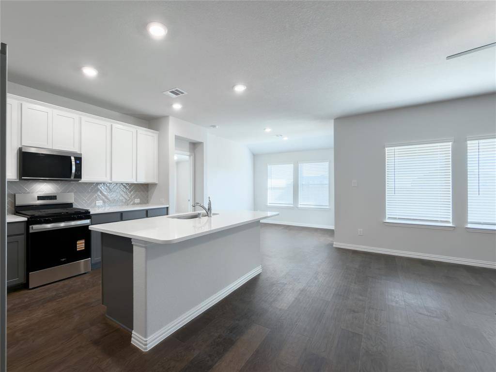 Anna, TX 75409,3037 Burwick Lane