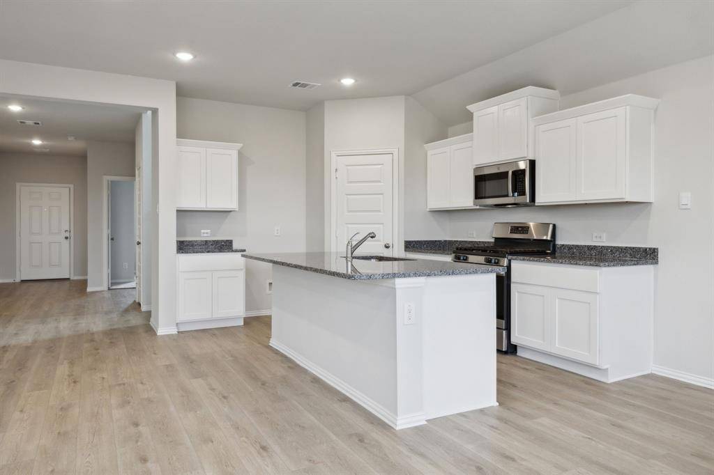 Van Alstyne, TX 75495,539 Forest Haven Drive