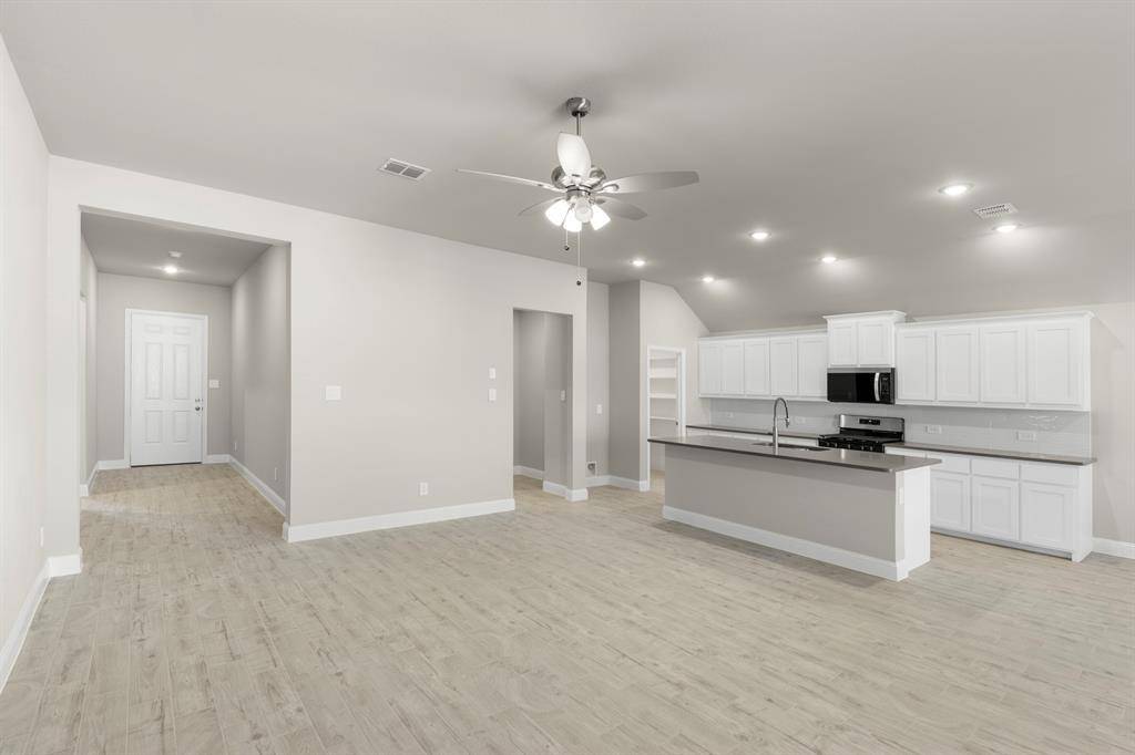 Balch Springs, TX 75181,141 Whistling Duck