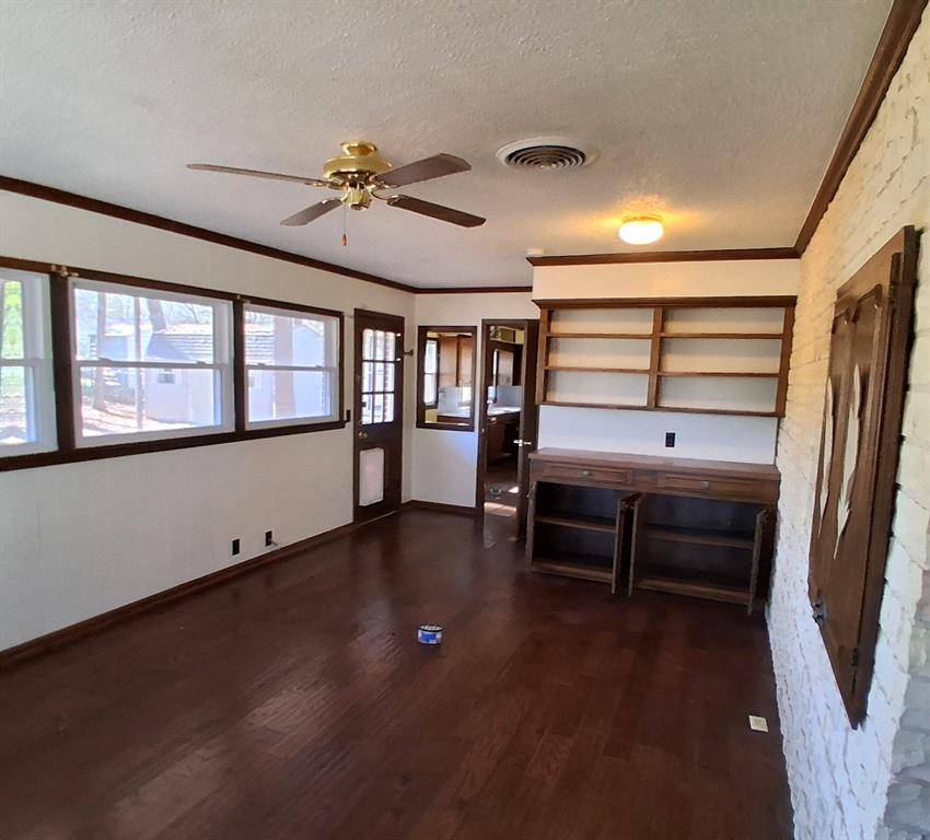 Pittsburg, TX 75686,106 Candy Drive