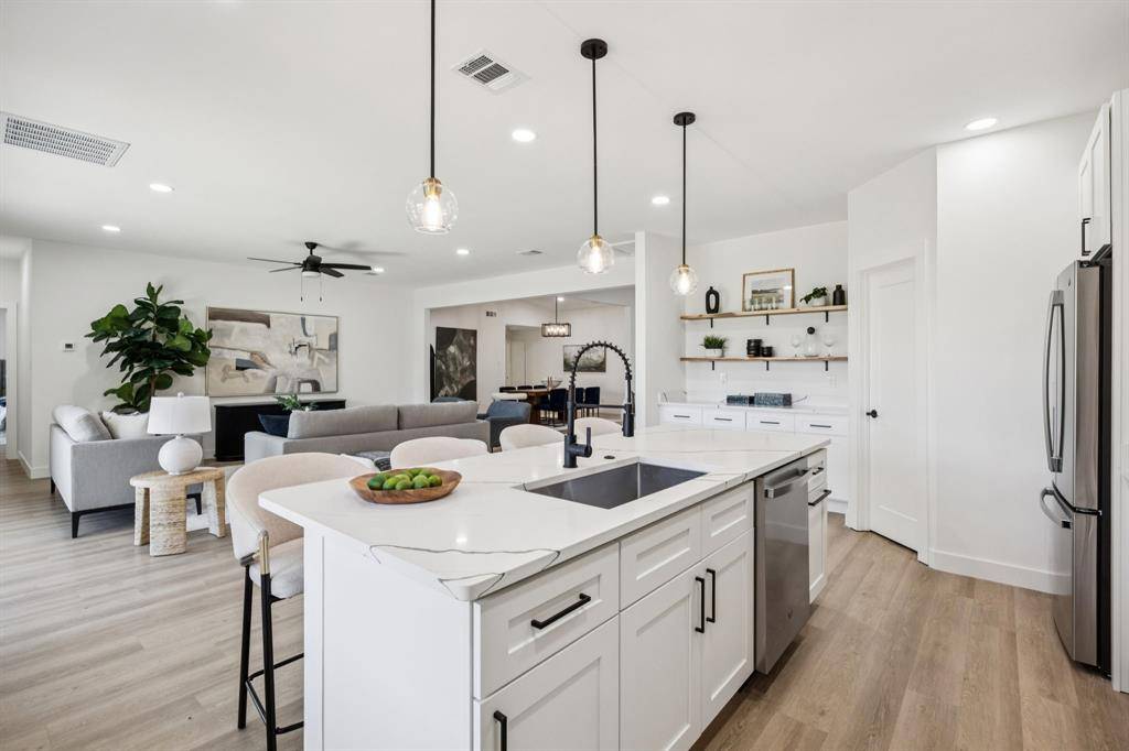 Carrollton, TX 75006,2516 Sunridge Road