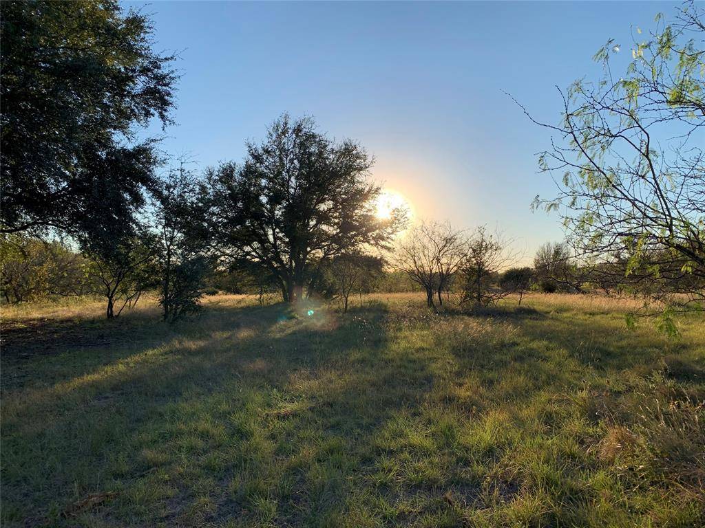 Blum, TX 76627,TBD Private Road 190