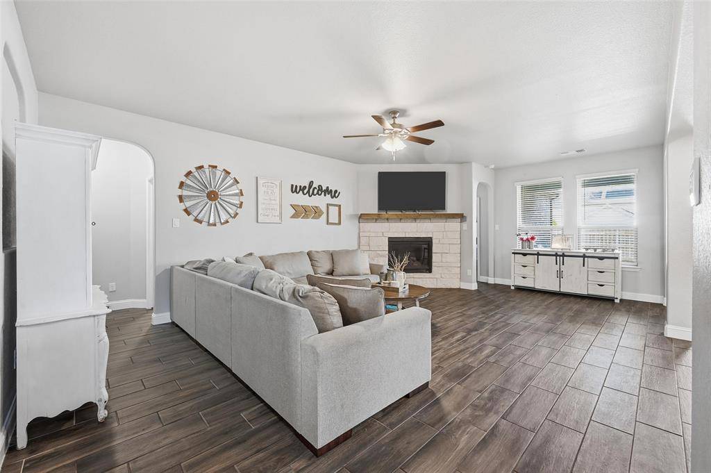 Lewisville, TX 75067,991 E Villas Court