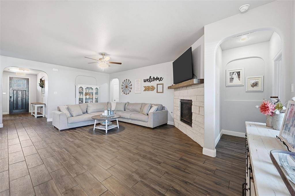 Lewisville, TX 75067,991 E Villas Court