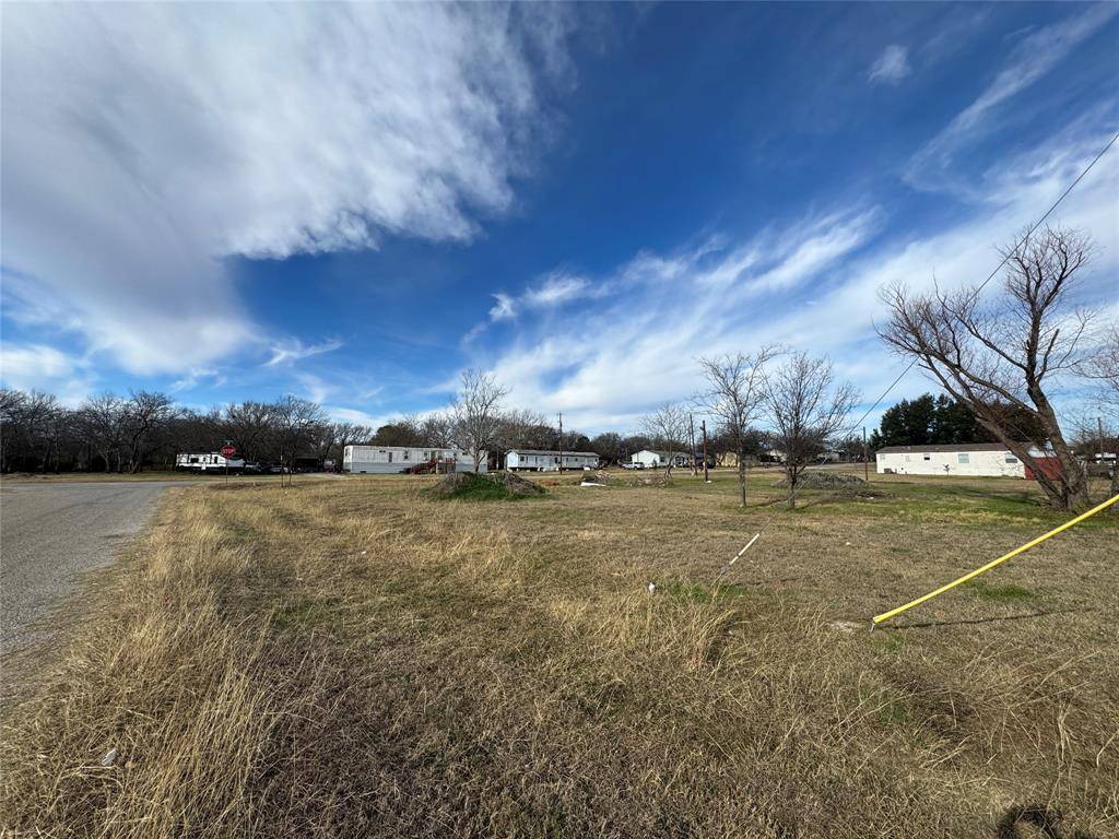 Burleson, TX 76028,2409 Hickory Lane