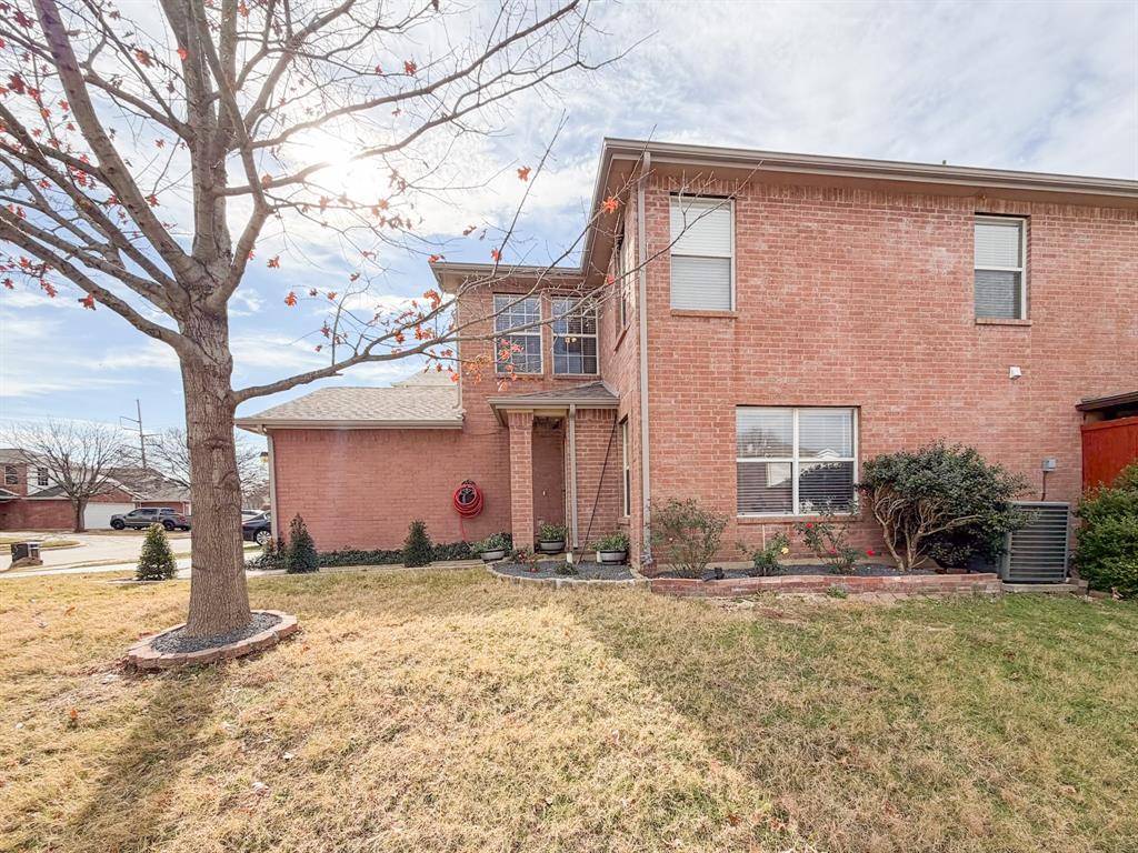 Lewisville, TX 75077,2044 Talon Drive