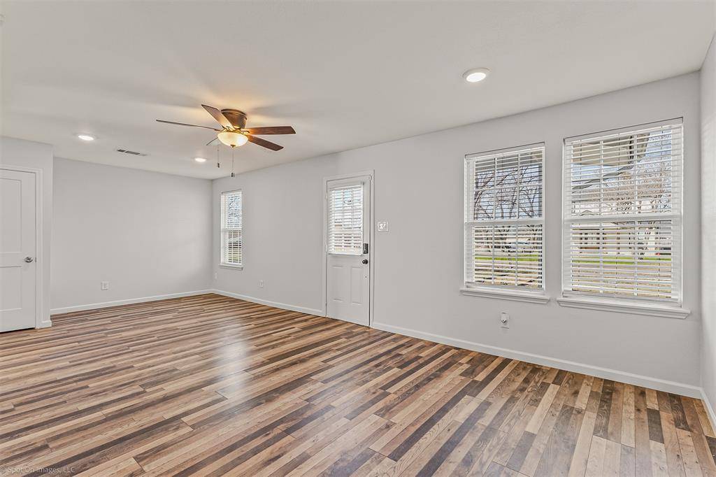 Wills Point, TX 75169,943 Gibbard Avenue