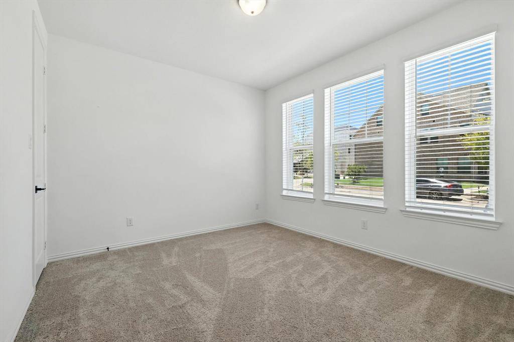 North Richland Hills, TX 76180,4352 Henderson Avenue