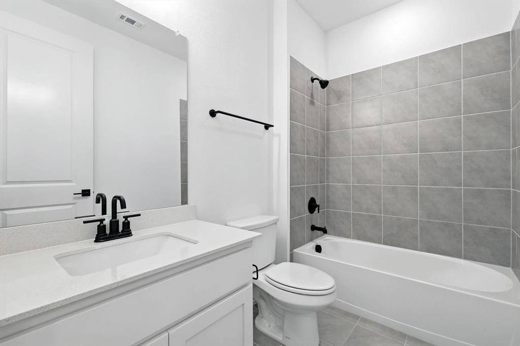 North Richland Hills, TX 76180,4352 Henderson Avenue