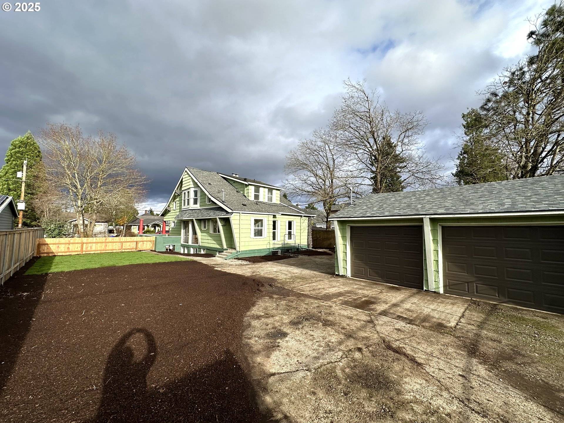 Portland, OR 97206,6804 SE CARLTON ST