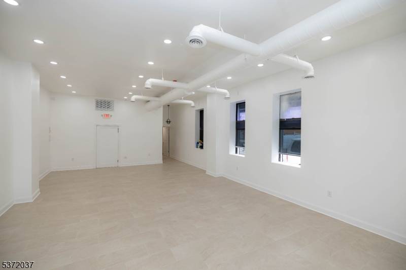 Elizabeth City, NJ 07206,265-267 2nd