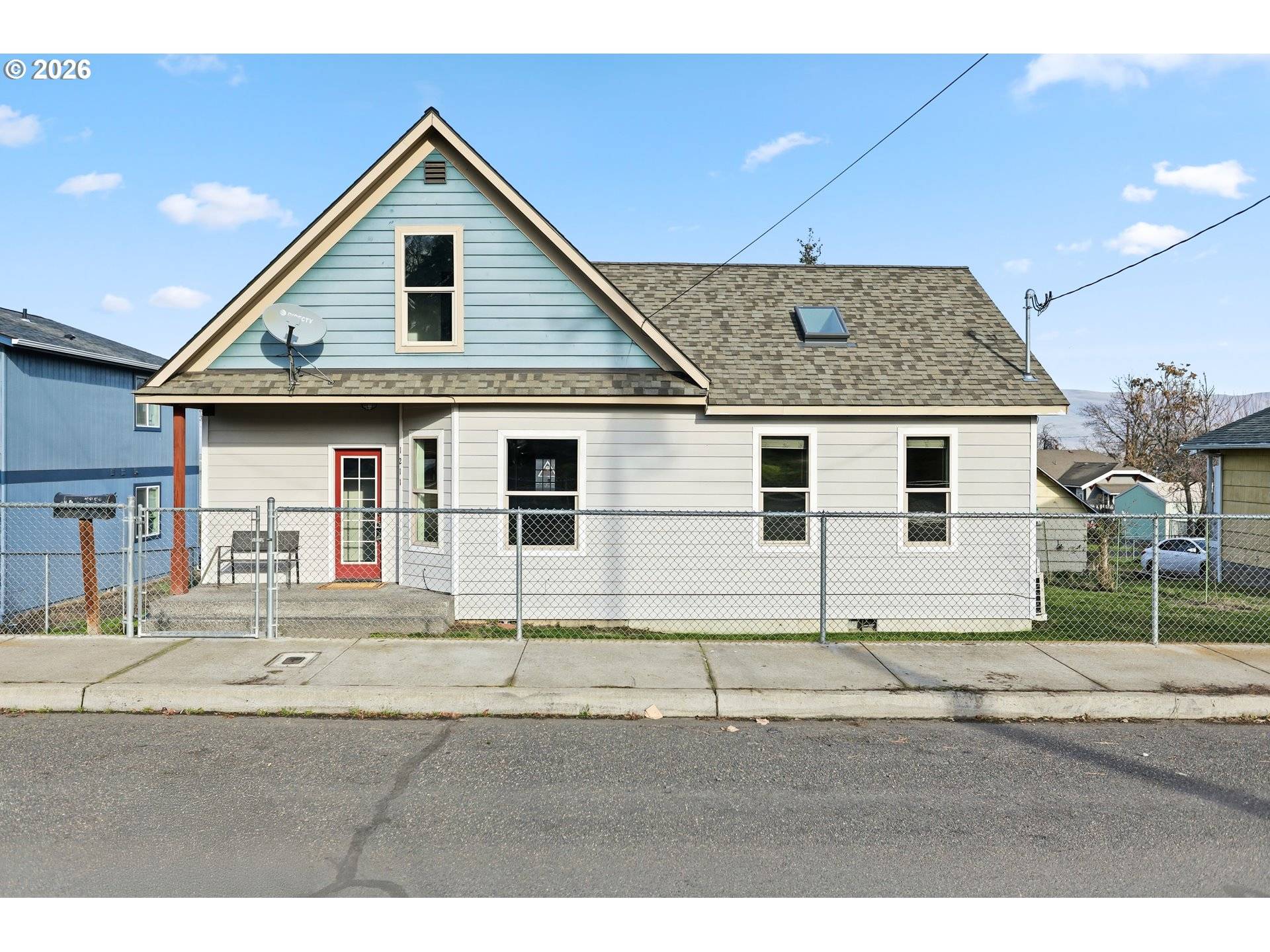 The Dalles, OR 97058,1211 E 10TH ST