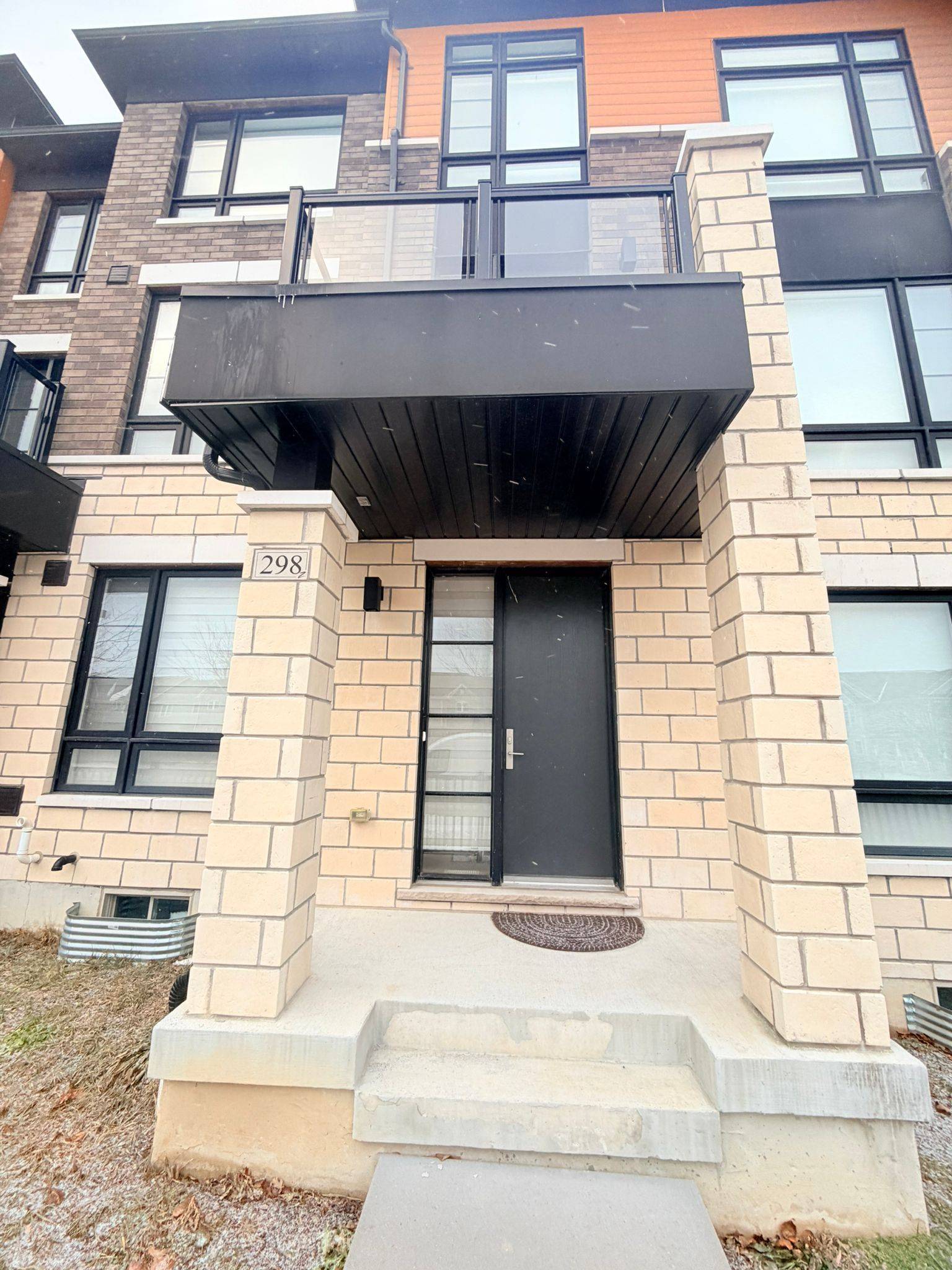 Whitby, ON L1M 0M3,298 CARNWITH DR E