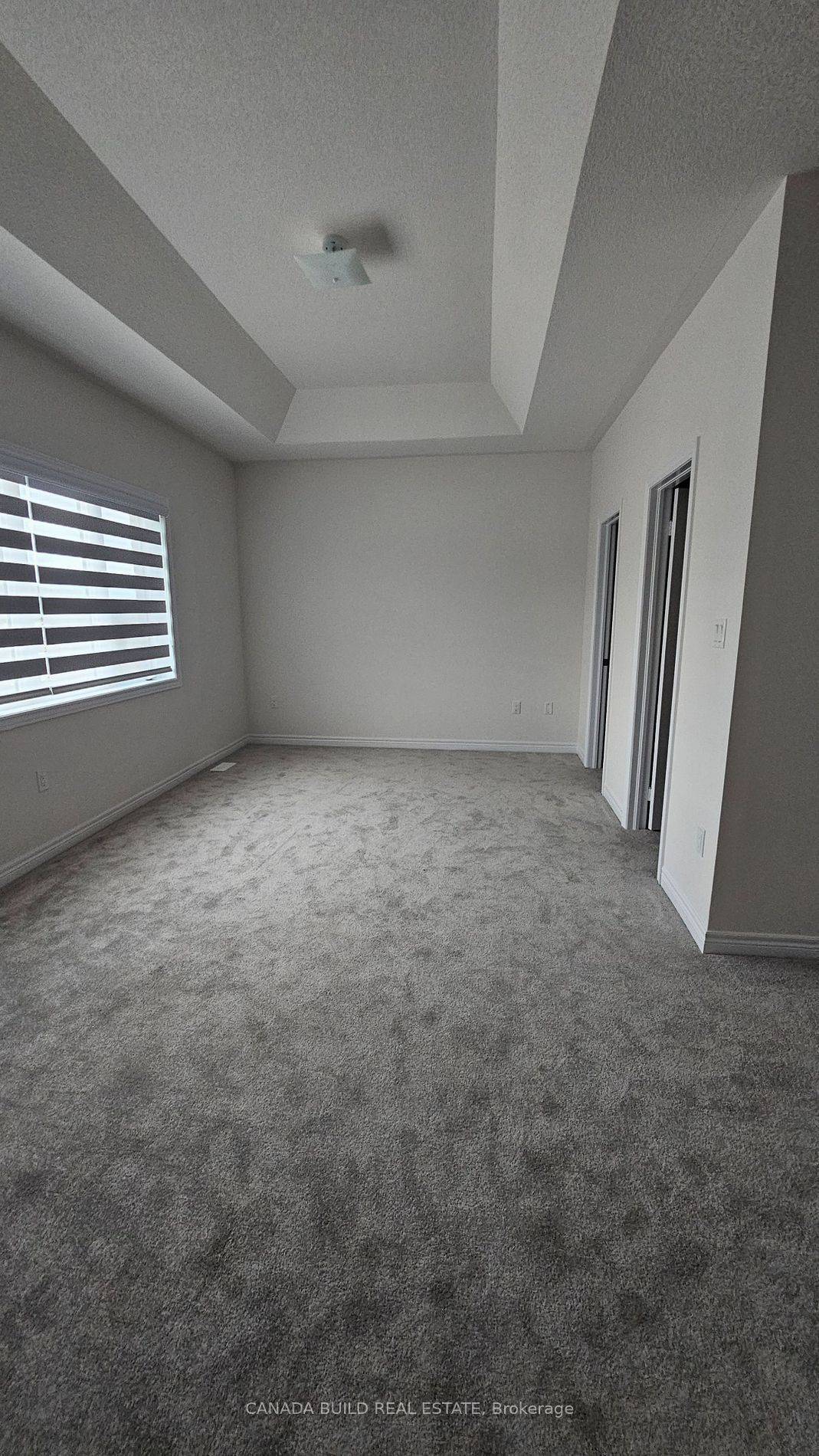 Oshawa, ON L1H 8L7,2133 Coppermine ST