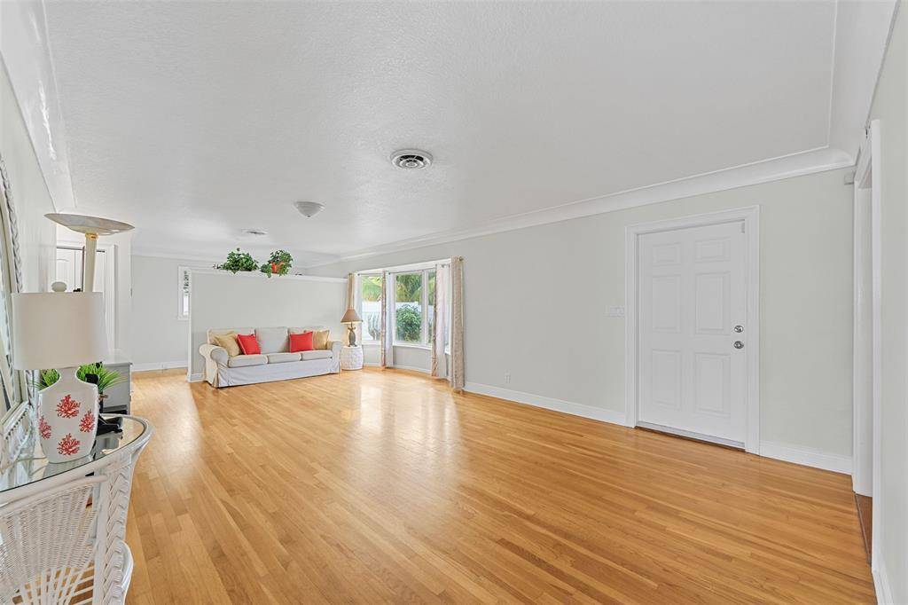 Fort Lauderdale, FL 33308,5284 NE 18th Terrace