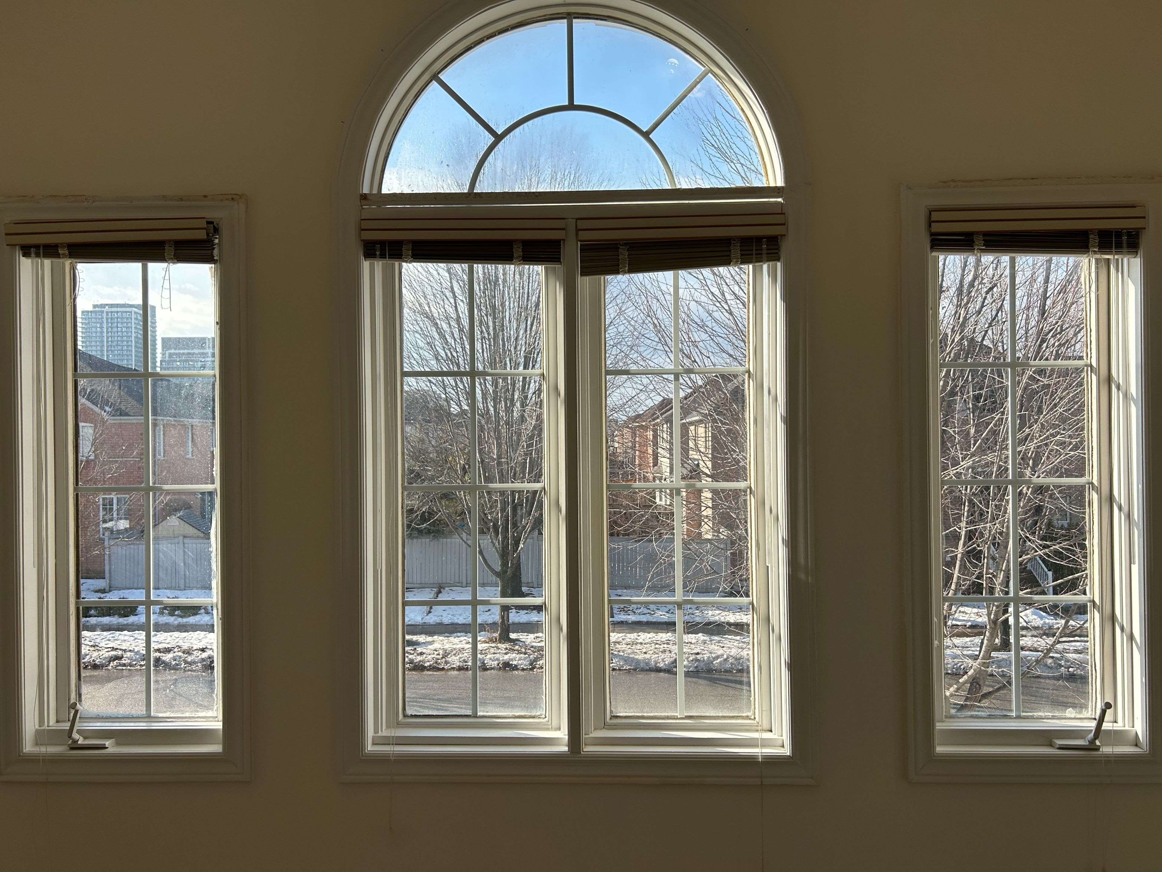 Richmond Hill, ON L4B 4J1,49 Melville  St ST