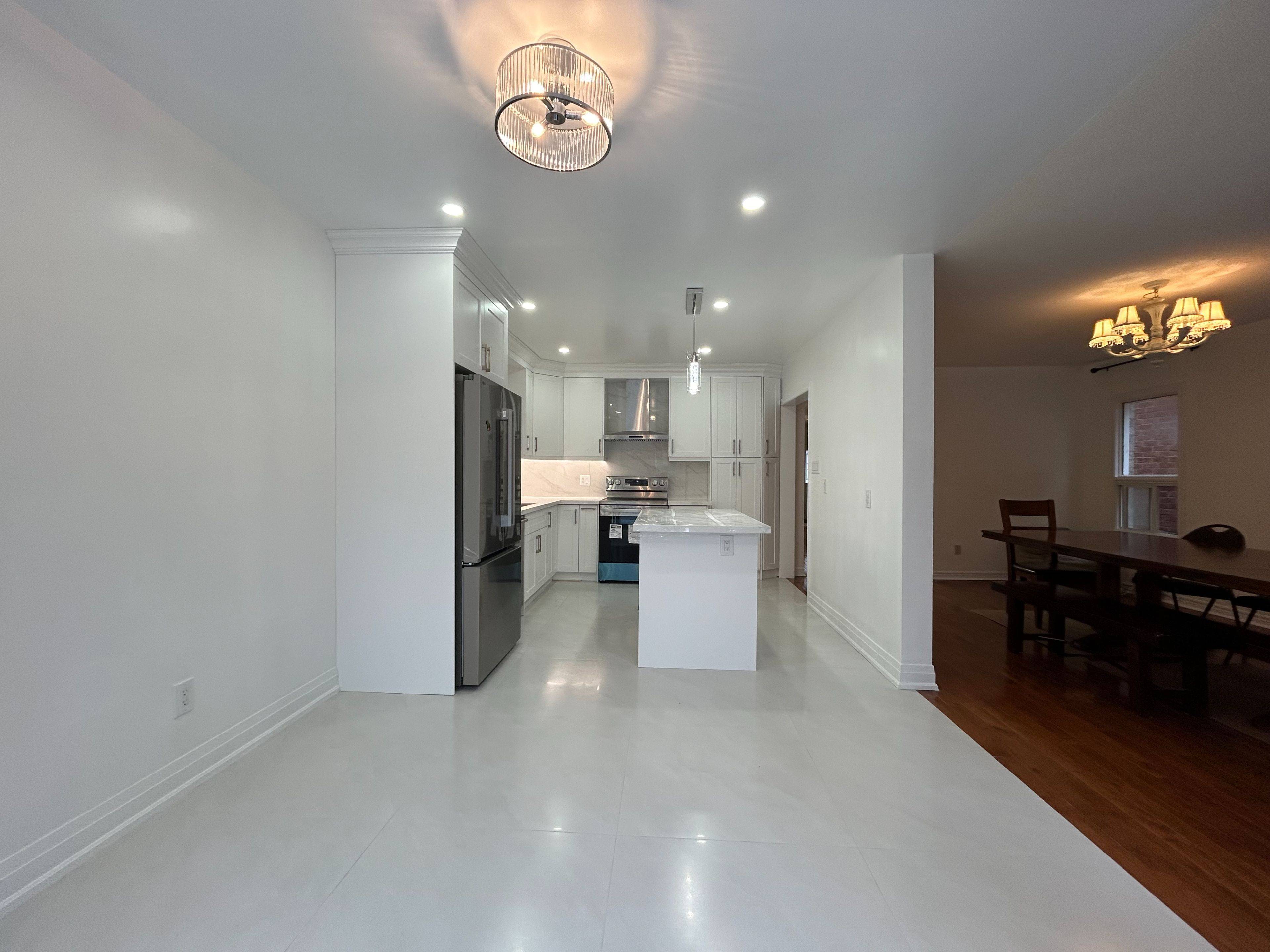 Richmond Hill, ON L4B 4J1,49 Melville  St ST