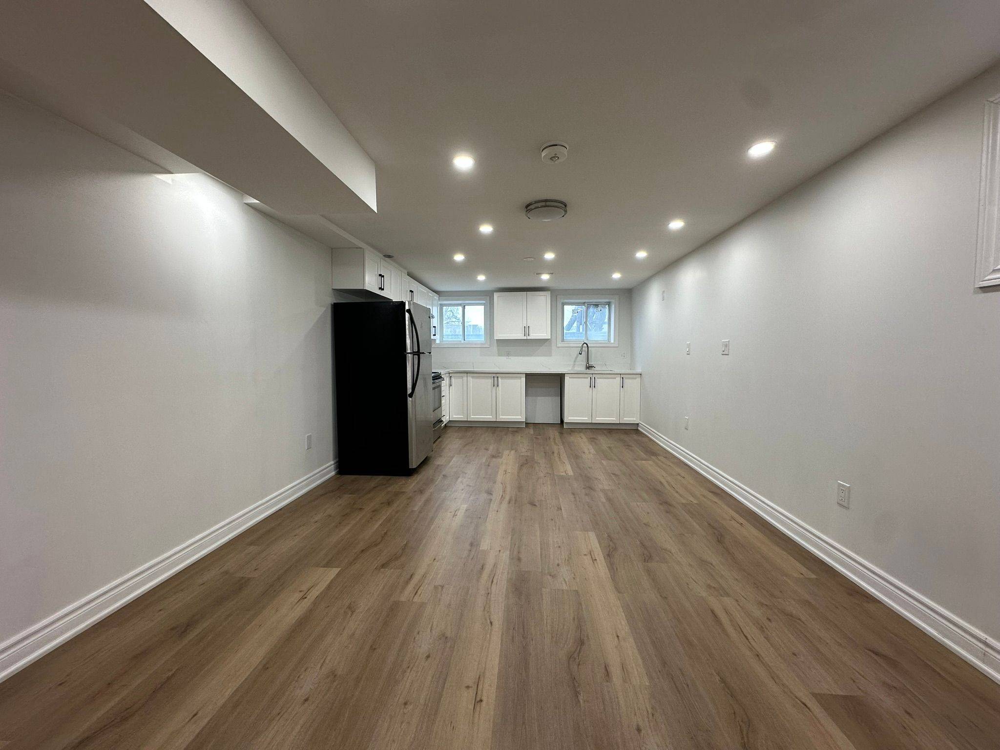 Toronto W09, ON M9R 3E7,67 York RD #Bsmt