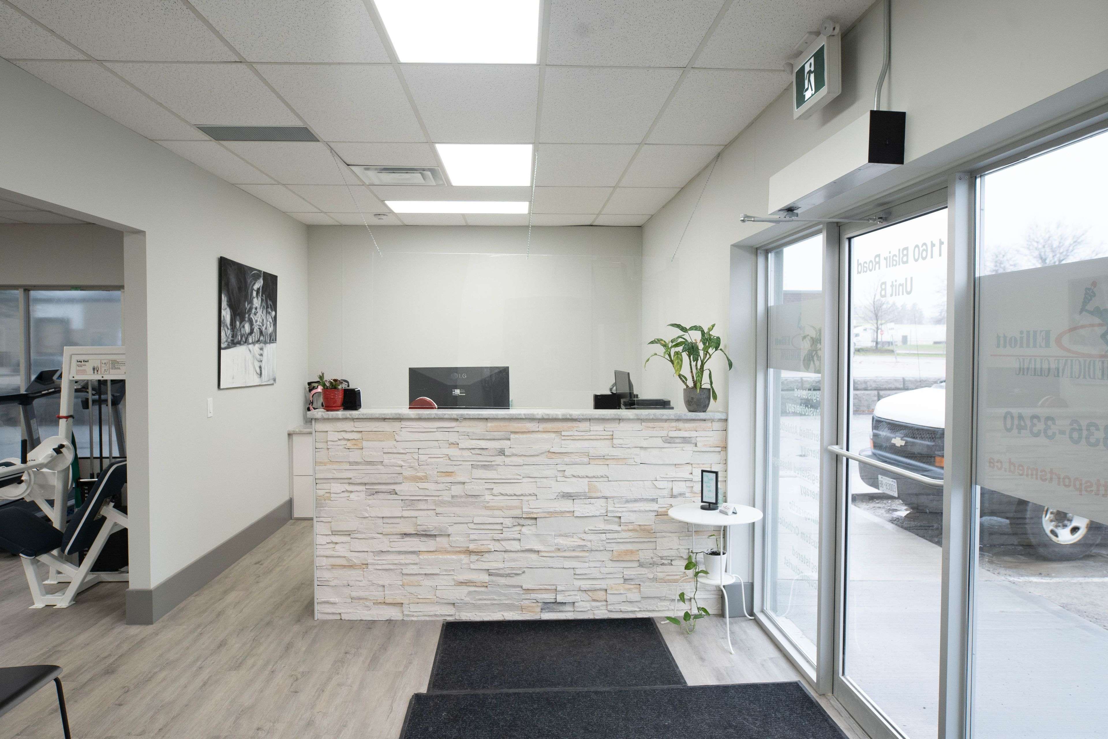 Burlington, ON L7M 1K9,1160 Blair RD #B