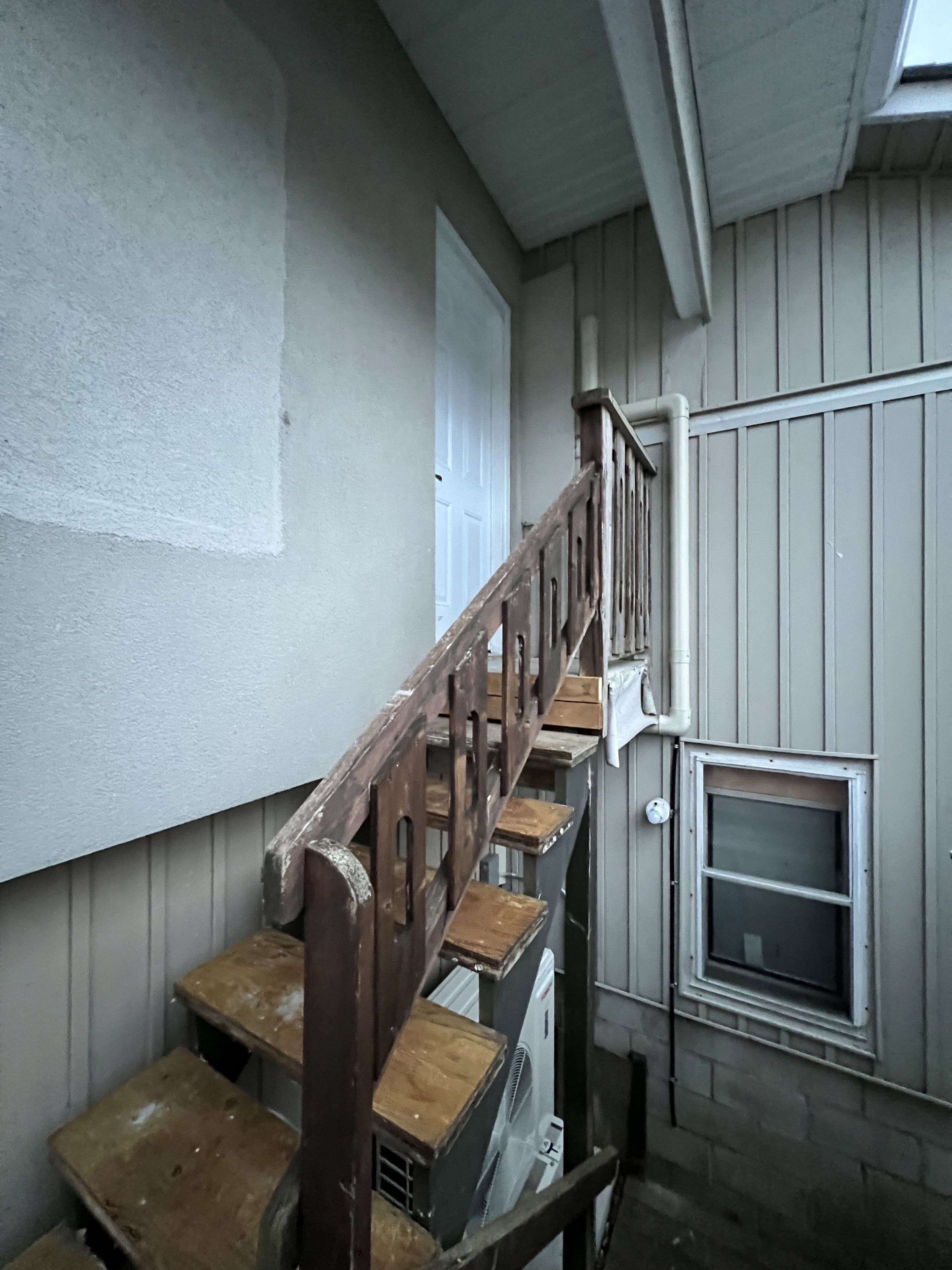 Milton, ON L9T 2Y1,7158 Bell School Line #Coach House