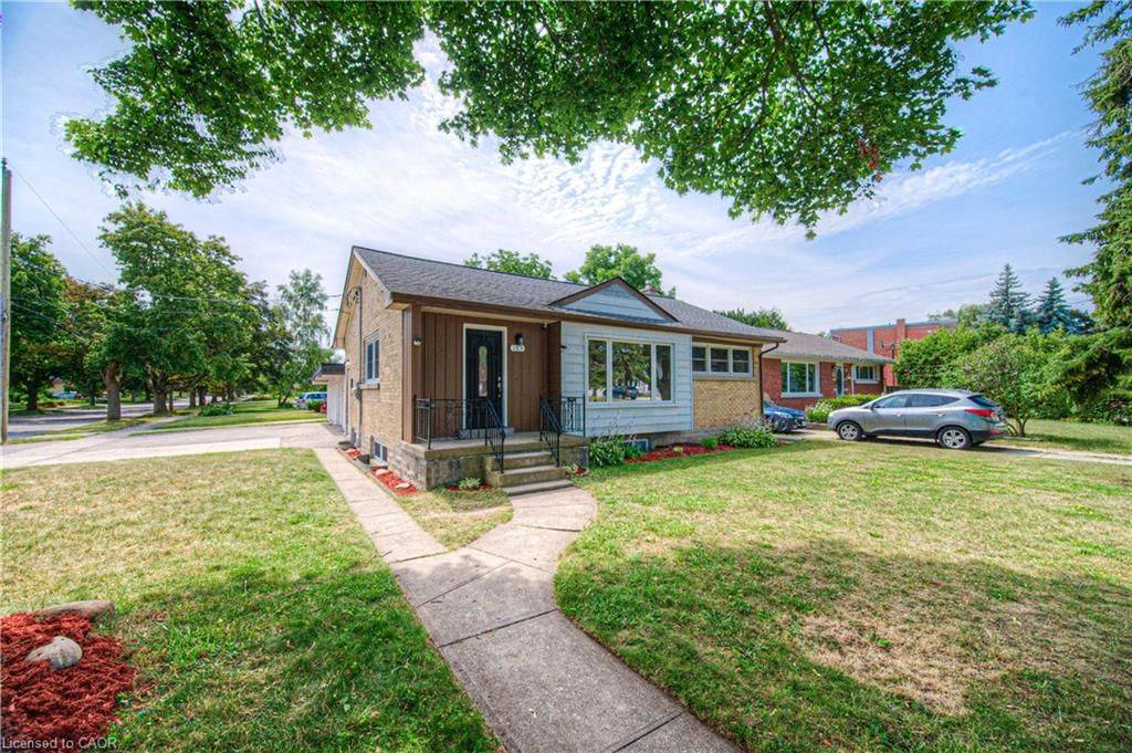 Kitchener, ON N2B 1Z2,169 Bruce ST #Upper