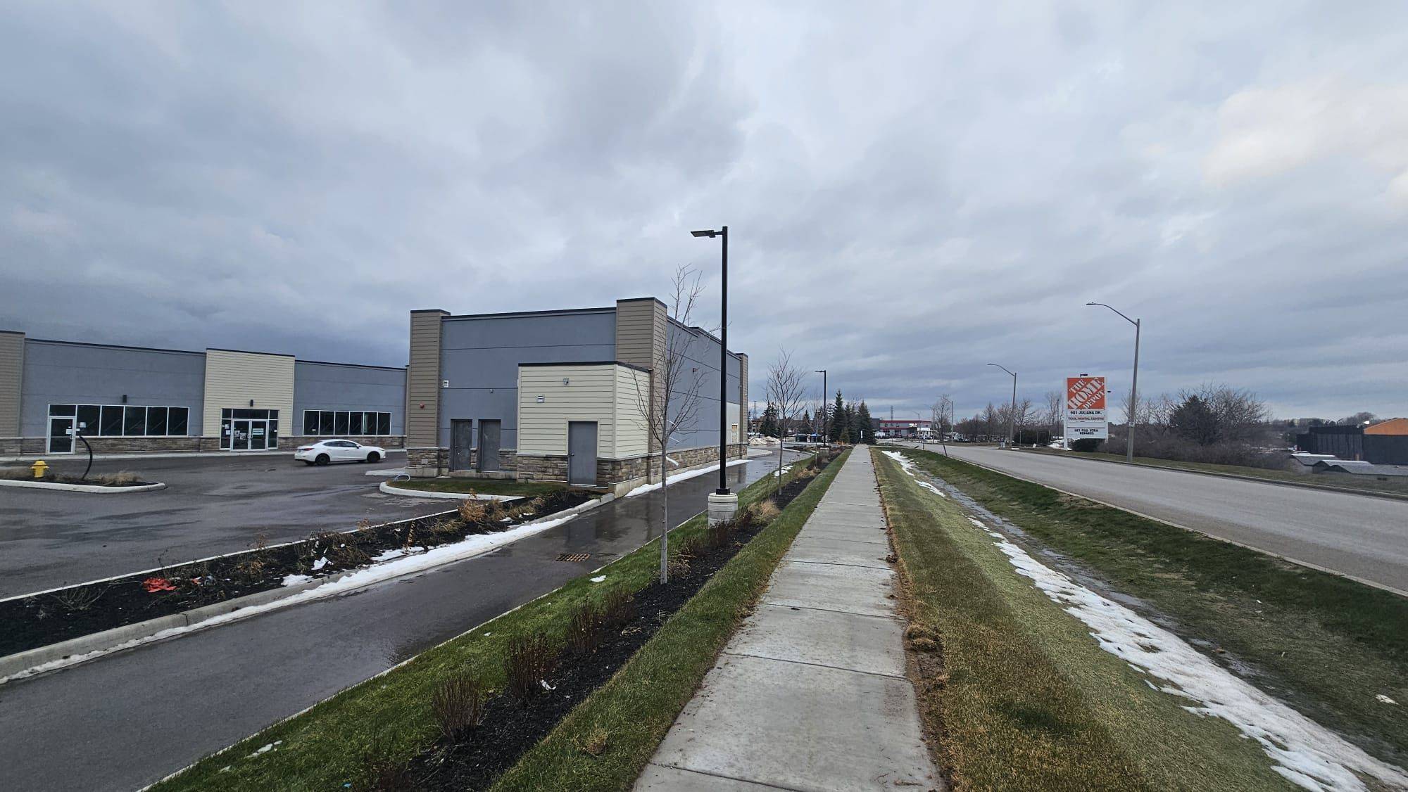 Woodstock, ON N4S 9A2,200 Montclair DR #1