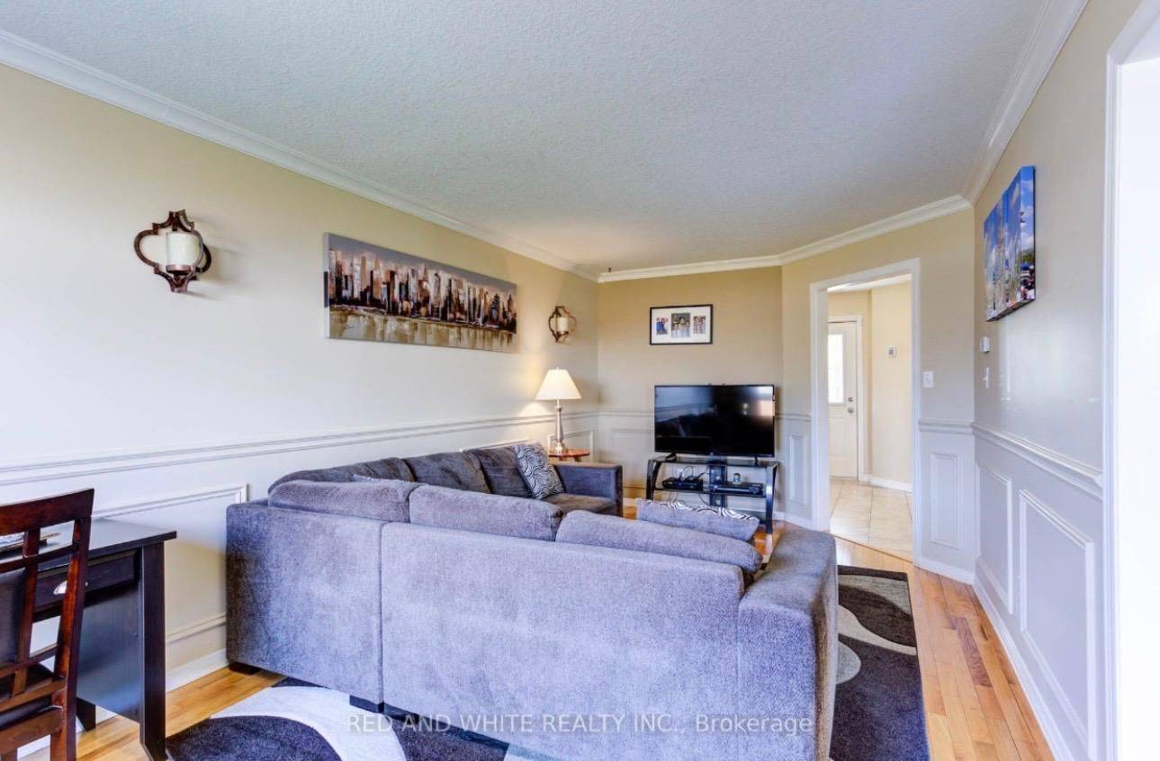 Cambridge, ON N1P 1E3,12 Haskell RD