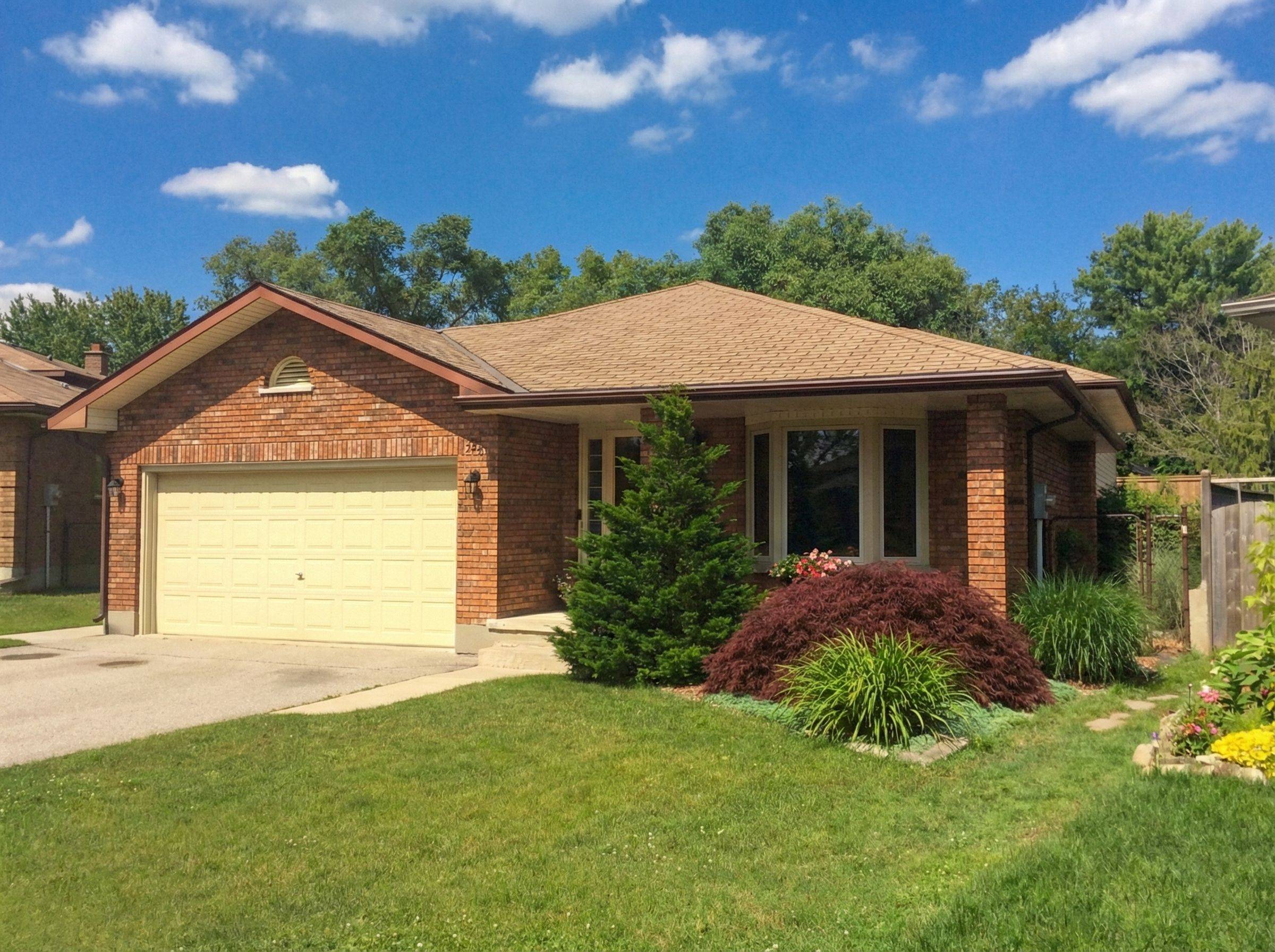 London South, ON N6C 5P5,96 Golfdale CRES