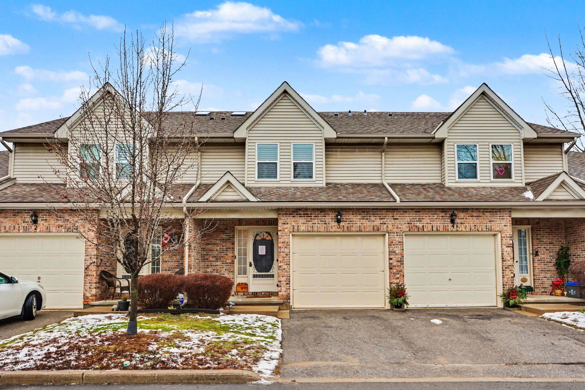 Niagara Falls, ON L2E 6E4,5070 DRUMMOND RD #3