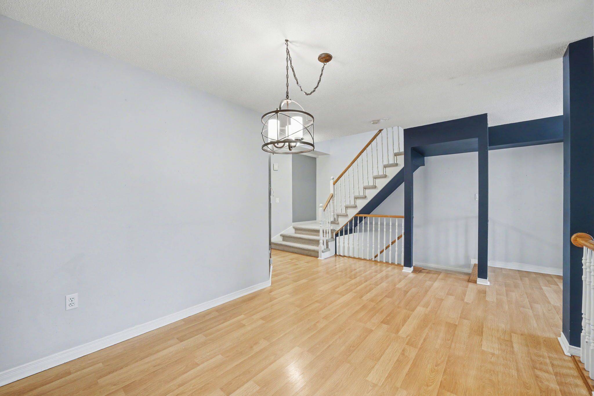 Niagara Falls, ON L2E 6E4,5070 DRUMMOND RD #3