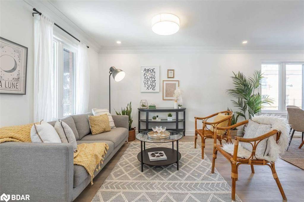 Hamilton, ON L8L 2V2,1 Edward ST #UPPER