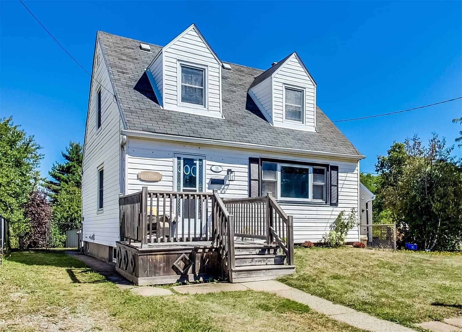 Hamilton, ON L8H 1M3,25 Hayes AVE