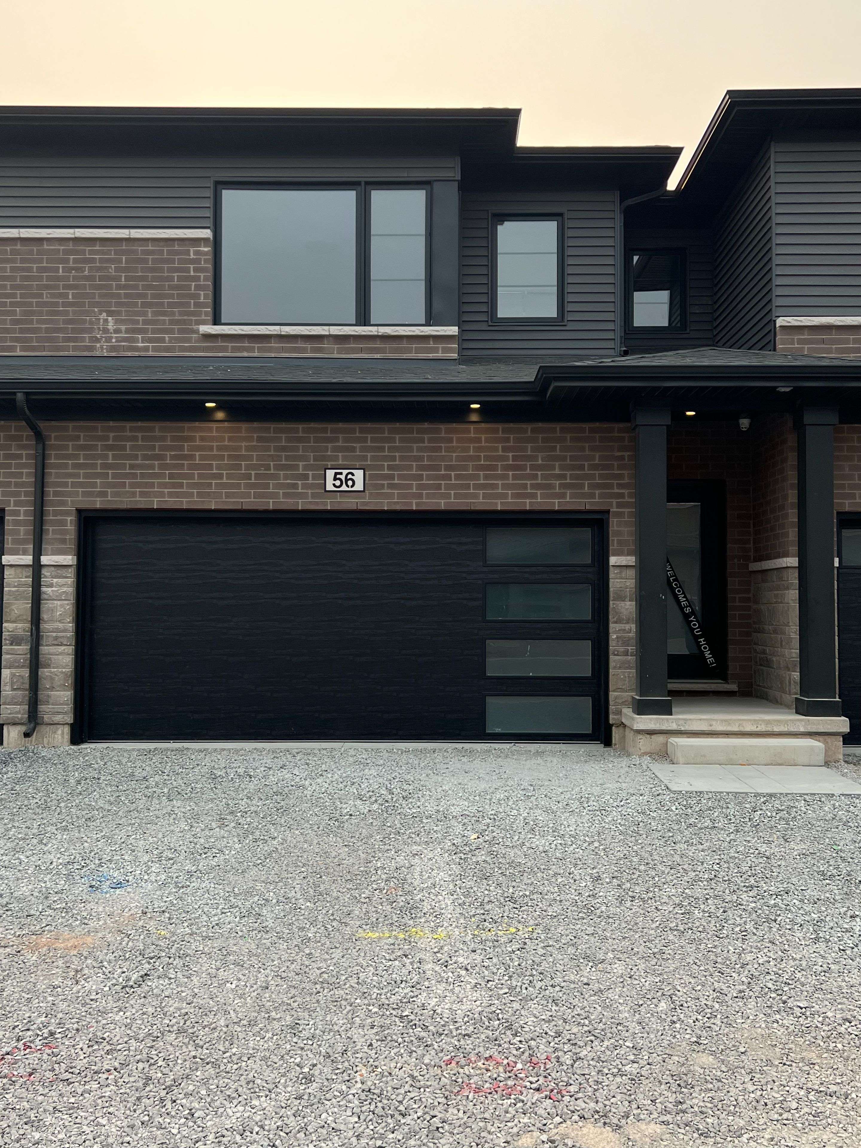 Niagara Falls, ON L2E 6A8,4552 Portage RD #56