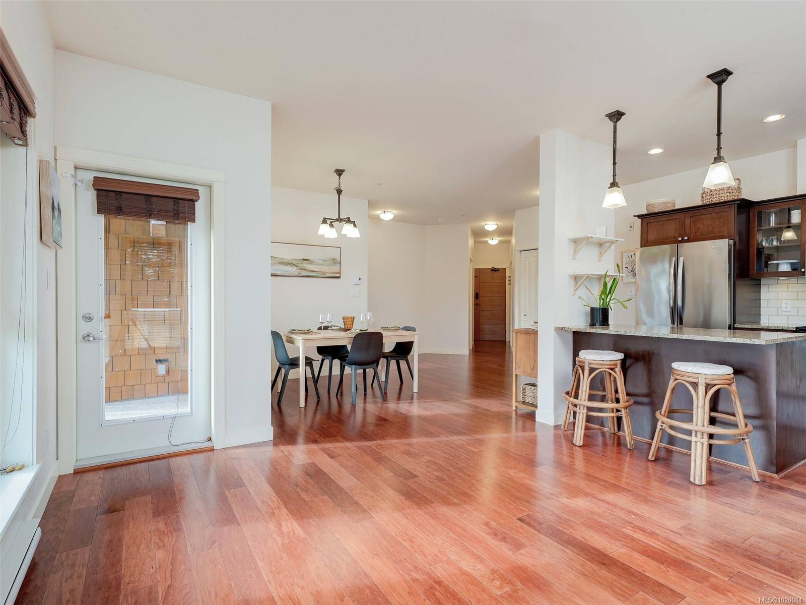 View Royal, BC V9B 0H7,201 Nursery Hill Dr #407