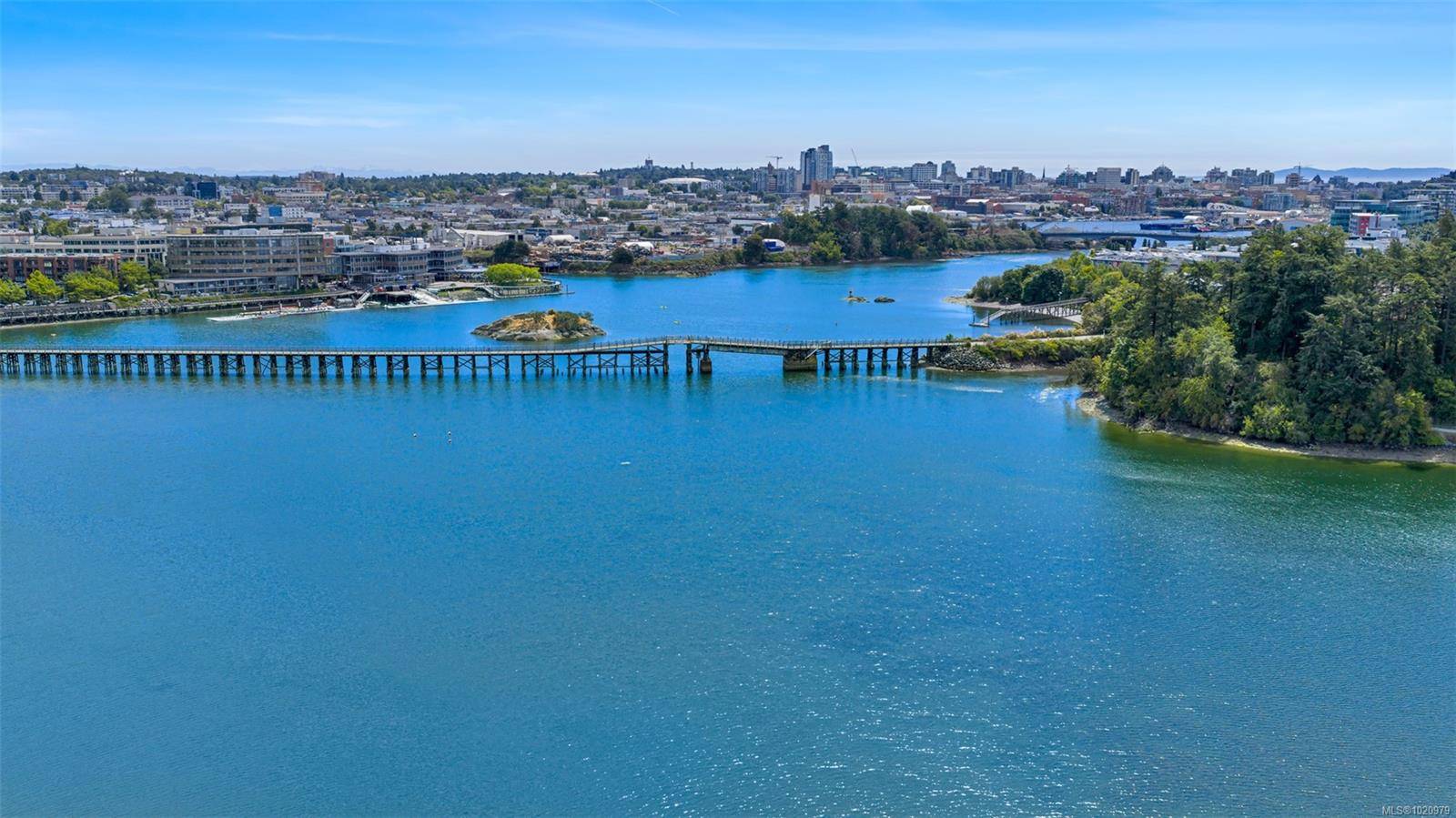 Victoria, BC V9A 6Z2,103 Gorge Rd E #206