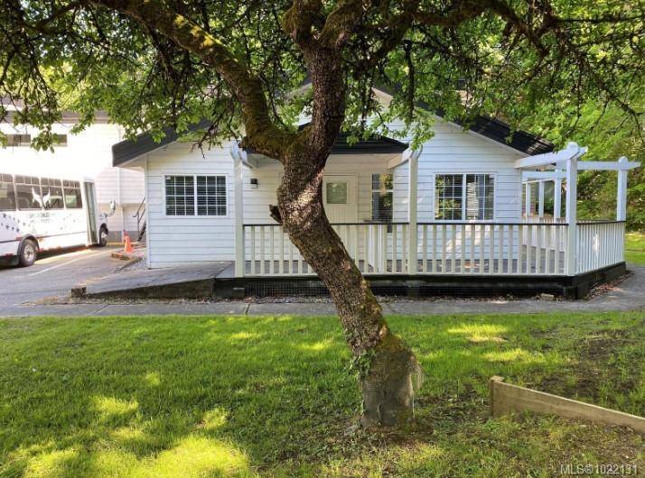 Nanaimo, BC V9T 1K3,3255 Stephenson Point Rd