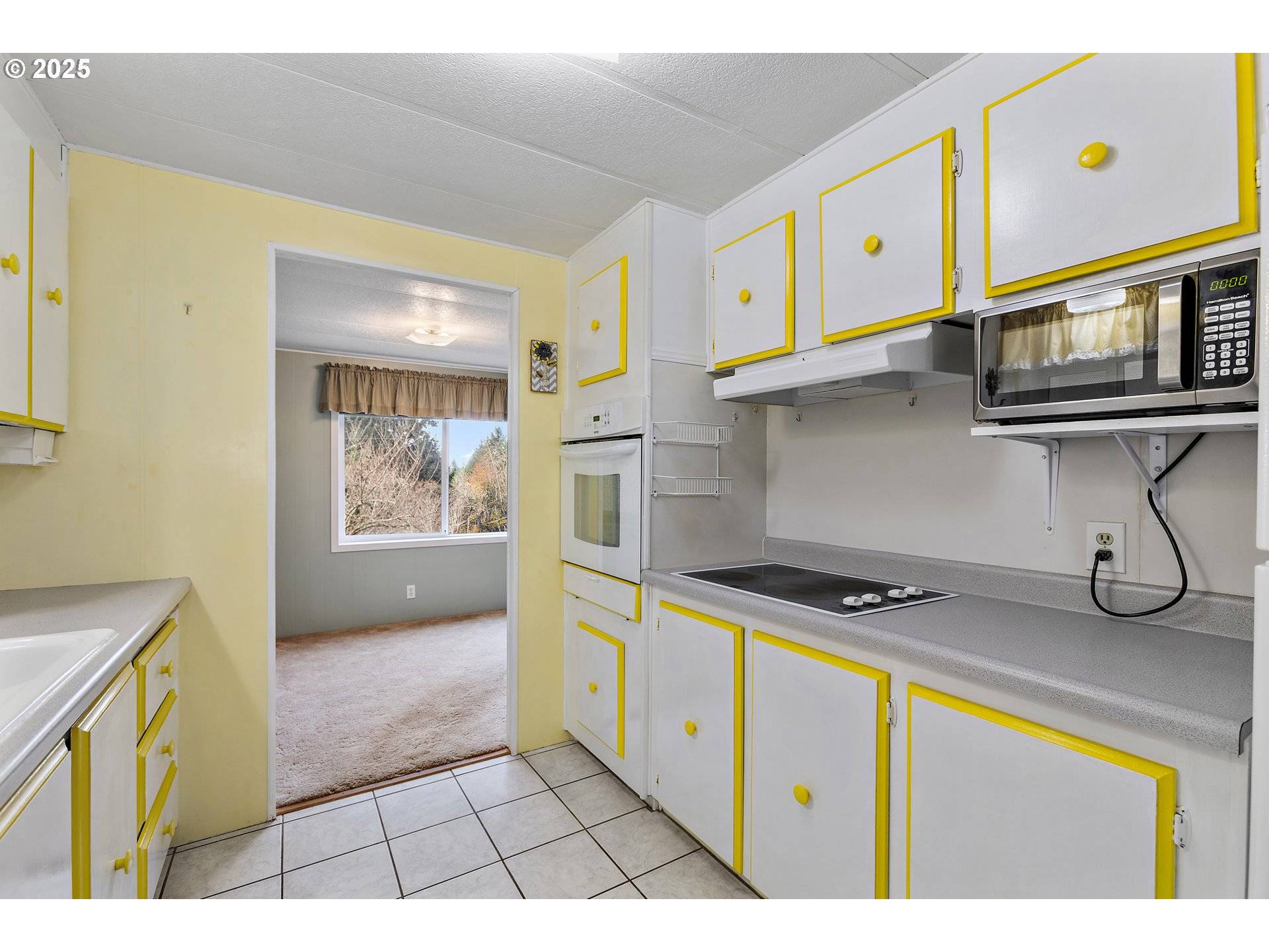 Salem, OR 97306,1782 COLE RD S