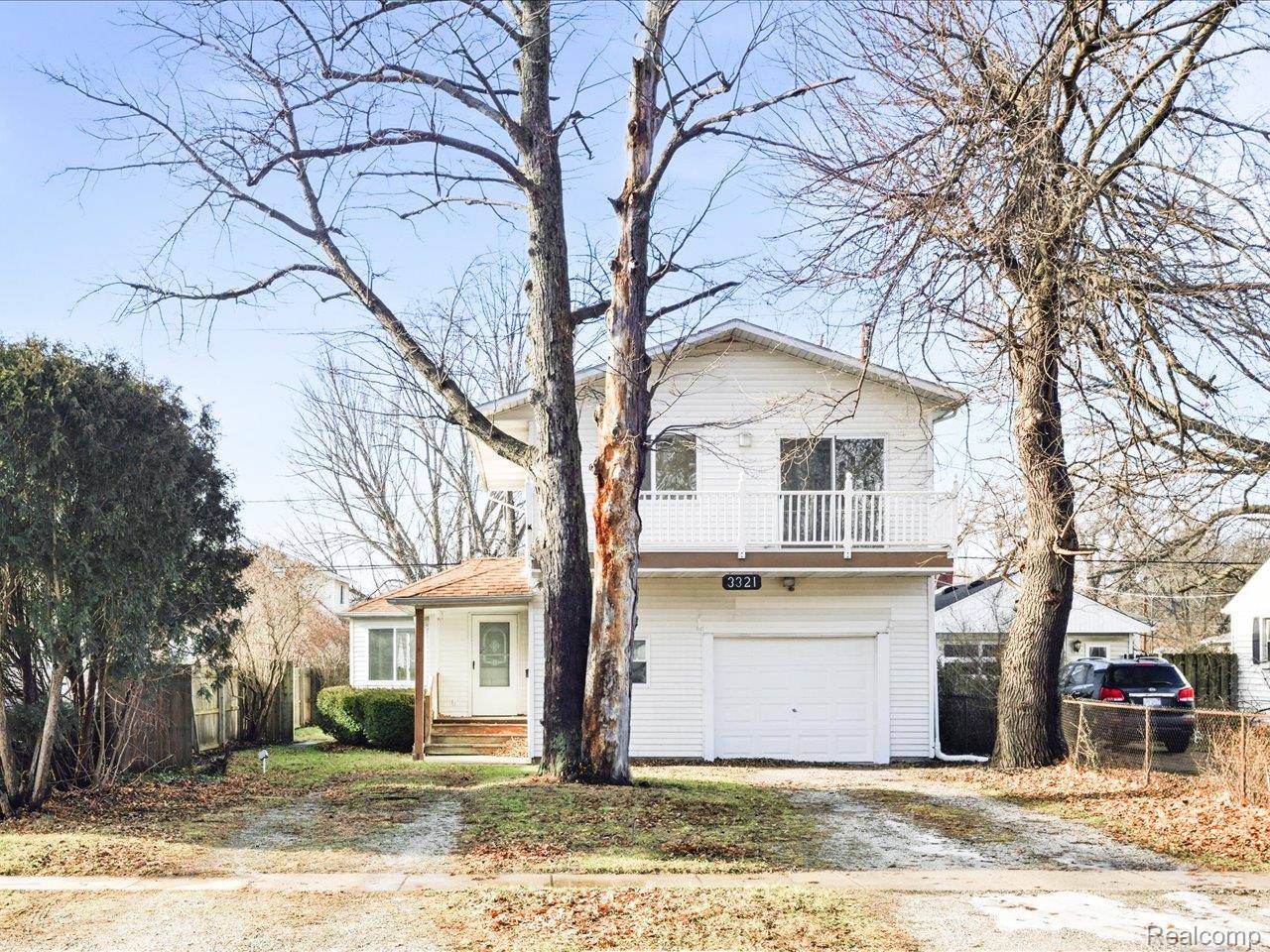 Port Huron, MI 48060,3321 Stone ST