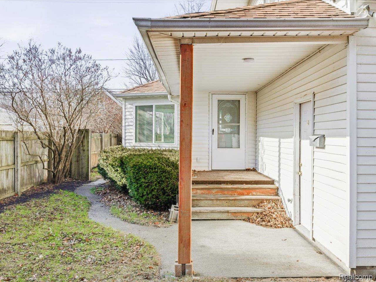 Port Huron, MI 48060,3321 Stone ST