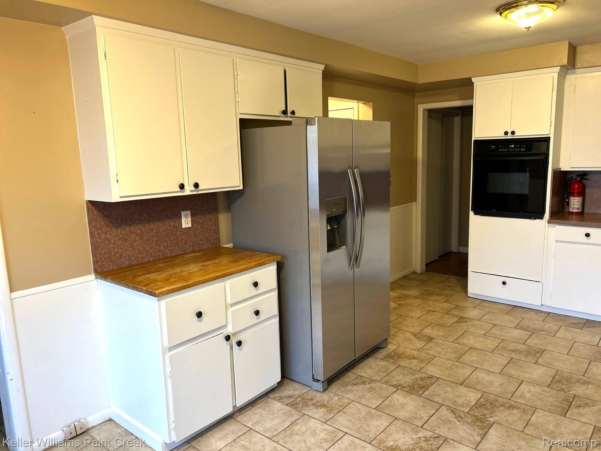 Oak Park, MI 48237,15251 Rosemary BLVD