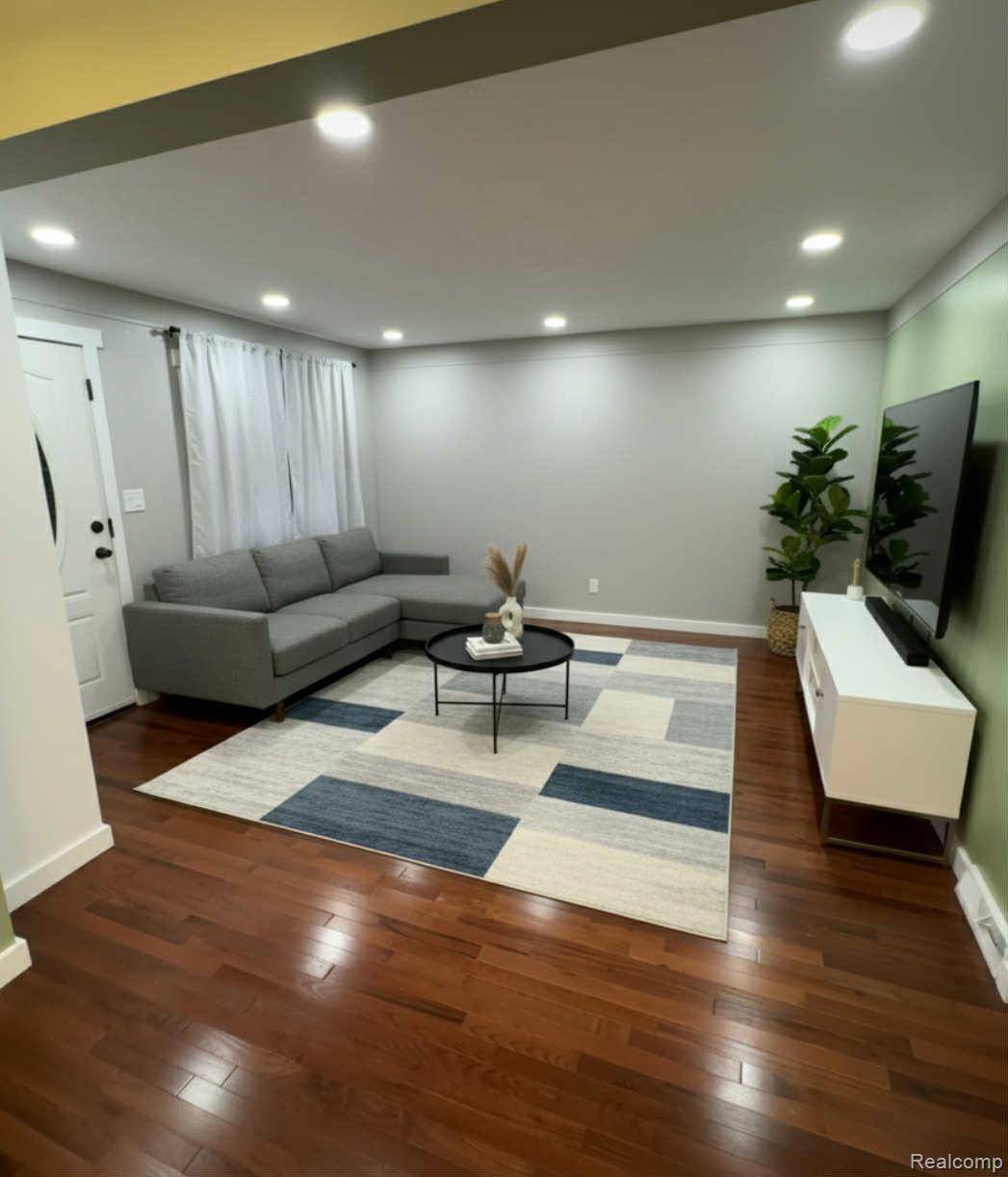 Taylor, MI 48180,12539 Huron ST